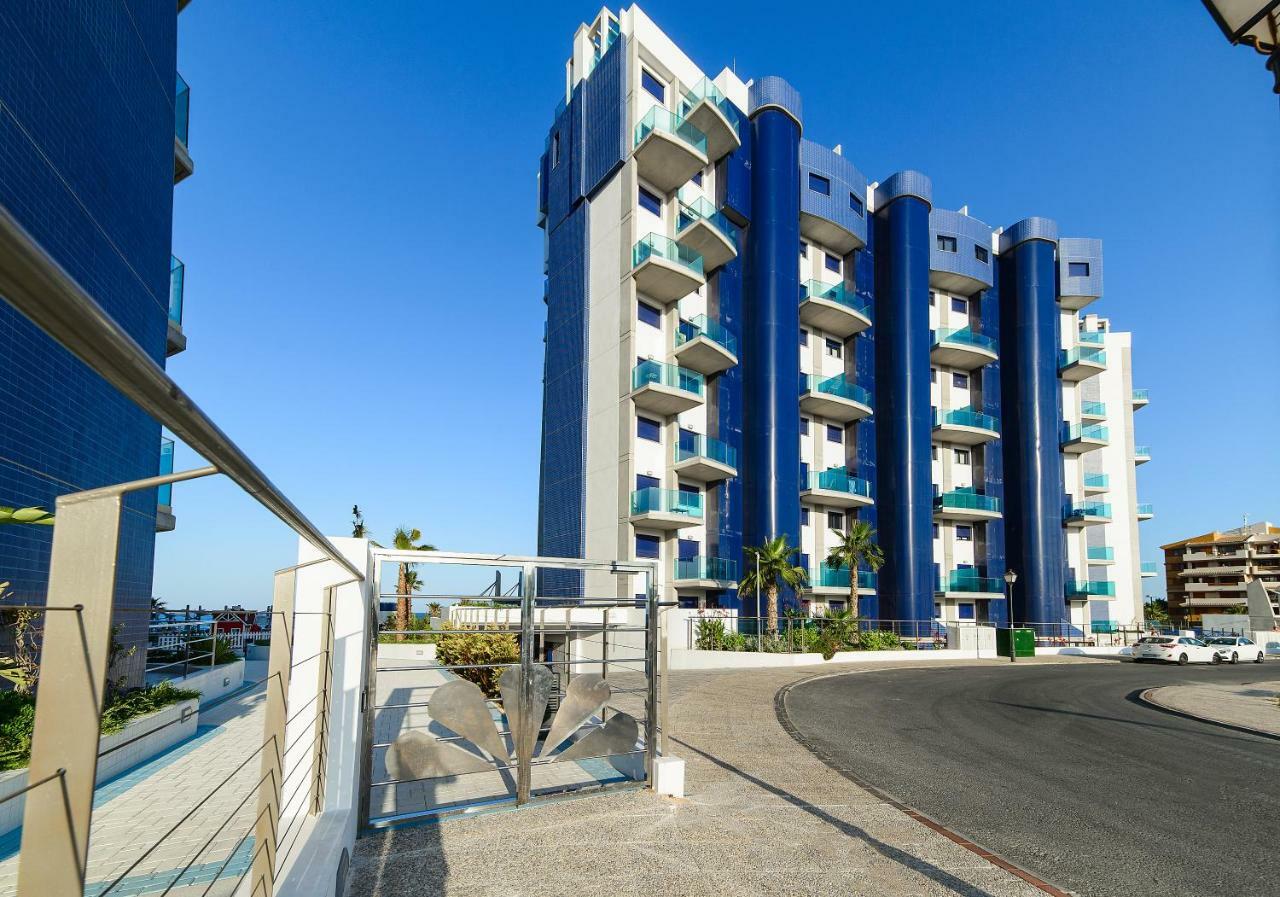 Crucero Lägenhet Torrevieja Exteriör bild